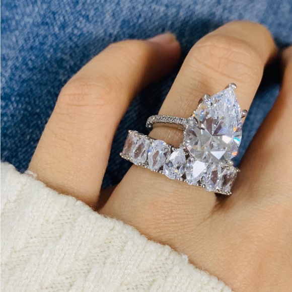 Italo Pear Cut Engagement Rings Sets In Sterling Silver - Picture 9 of 11